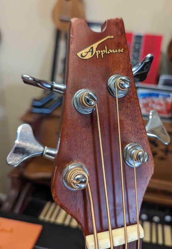 Applause by Ovation AE40 Acoustic Electric Short Scale Bass Guitar