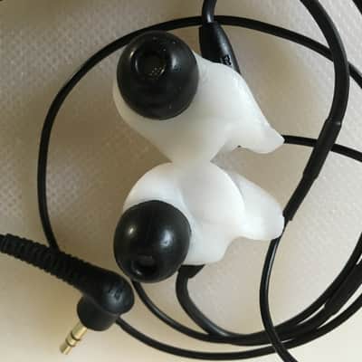 InYourEar Custom Fitting for in-ear monitors service image 4