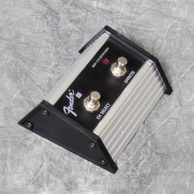 Fender FM212 DSP Amp Footswitch, pn 0070946000 image 3