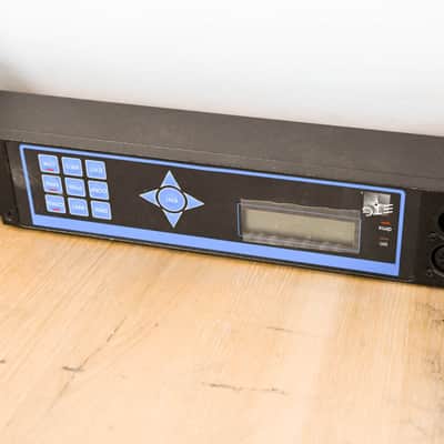 ETC SB6-10M 6 x 10A (1200W) SmartBar with Stage Pin Connectors CG014JL image 7