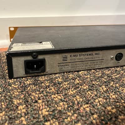 E-MU Systems Orbit 9090 V2 'The Dance Planet' Rackmount 32-Voice Synthesizer 1996 - Yellow image 9