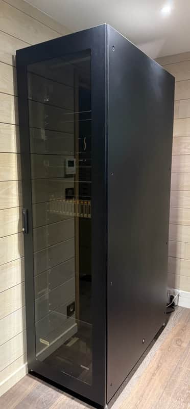 Silentium AcoustiRACK 33U Soundproof 19" Rackmount Cabinets image 1