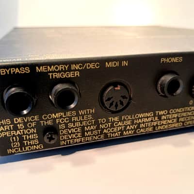 Yamaha FX550 image 11