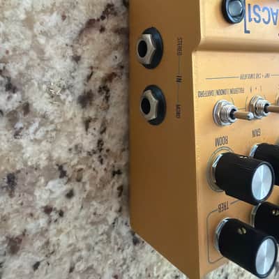 Walrus Audio Mako  ACS1 Amp + Cab Simulator 2021 - 2024 - Gold image 4