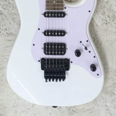 Jackson X Series Signature Adrian Smith (Iron Maiden) SDX,  Guitar - White