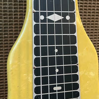 Fender Champion Lap Steel 1948 - 1955 - Mother of Pearl image 4