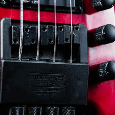 1988 Hohner B2 Headless Bass red image 4