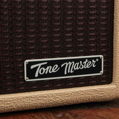 Fender Tone Master Deluxe Reverb Blonde image 2