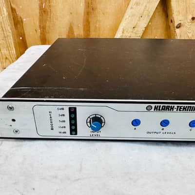 Klark Teknik DN716 Digital Delay Line Unit 1 input, 3 outputs - Tested & Working image 5