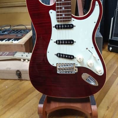 Fender Limited Edition Aerodyne Classic Stratocaster with Flame Maple Top 2019 - Crimson Red Transparent image 2