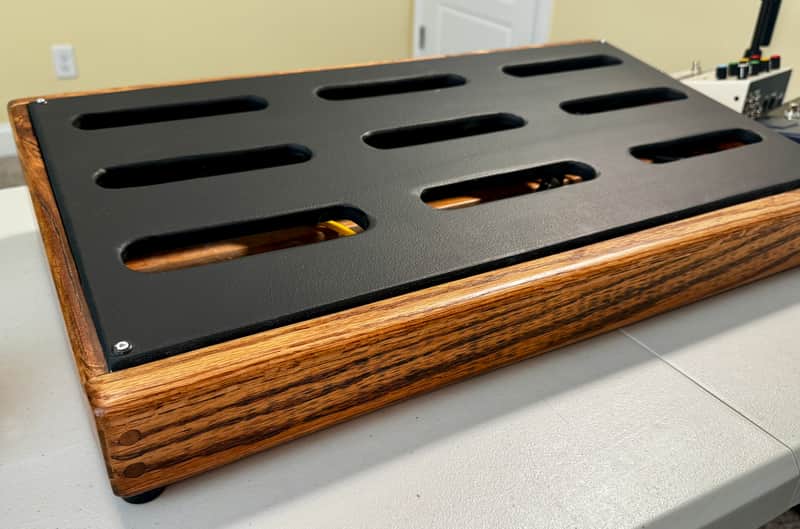 Nell Audio 24x12 Hardwood Pedalboard - I/O, Stereo Routing, XLR DI 2026 - Natural image 1
