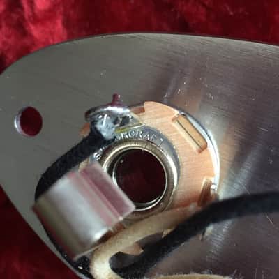 Prewired ‘62 Style Stacked Knobs Fender Jazz Bass Control Plate image 5