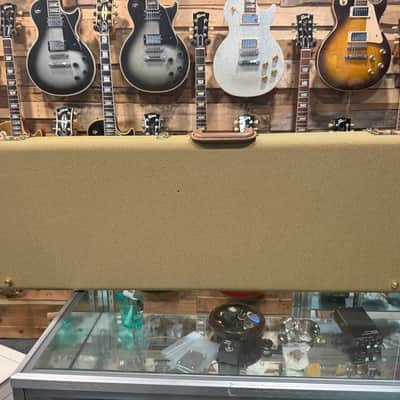 Fender Eric Clapton Artist Series Stratocaster with Vintage Noiseless Pickups 2001 - Present - Olympic White image 4