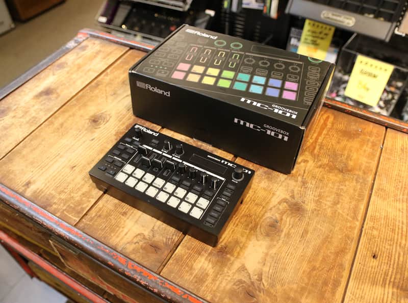 Roland MC-101 Groovebox 2019 - Present - Black image 1