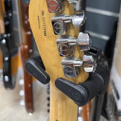 Fender Telecaster American Deluxe Electric guitar made in the USA – Sunburst – 2002 ... image 5