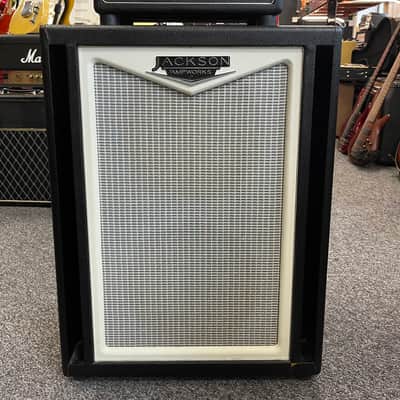 Jackson Ampworks Newcastle 30 With matching Vertical 212 Cab 2012 - Black image 2