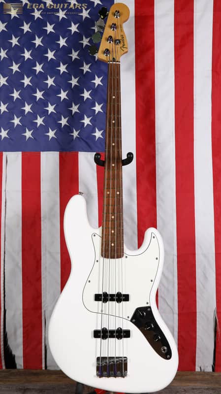 Fender Player Jazz Bass with Pau Ferro Fretboard - Polar White image 1