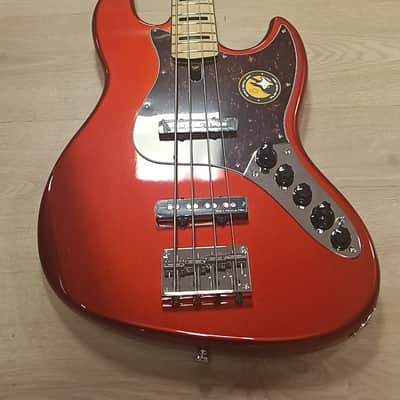 Marcus Miller V7 Vintage Swamp Ash 4 BMR - Bright Metallic Red image 3