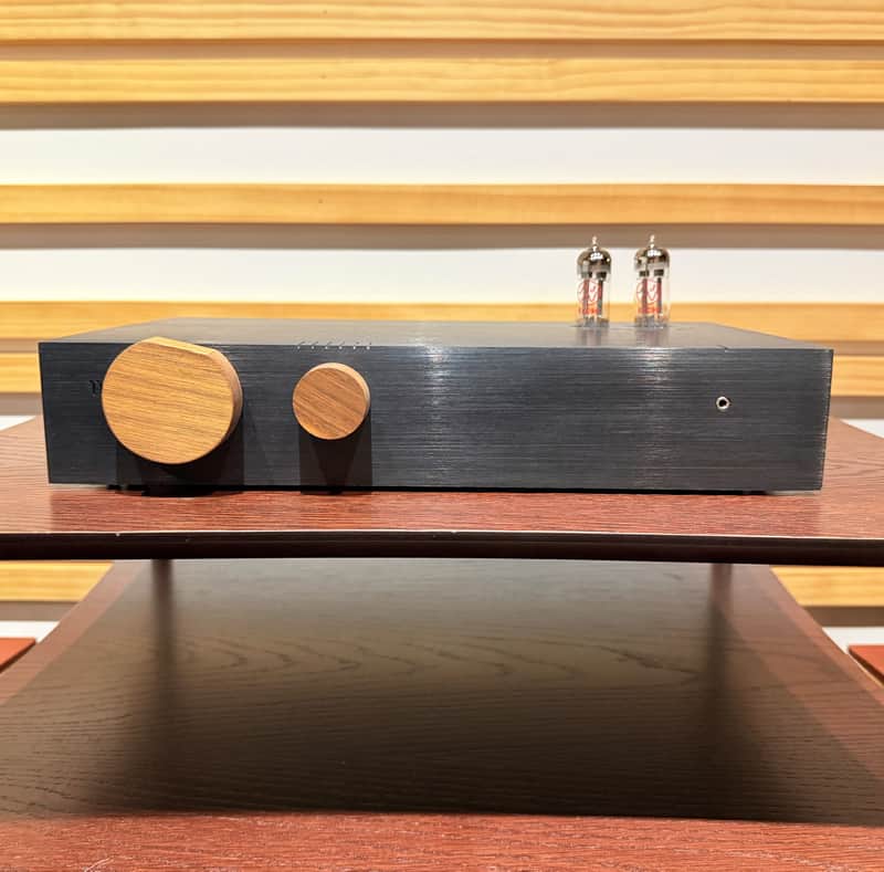Heaven 11 Audio - Billie 1.0 (Black / Walnut - 2018) image 1