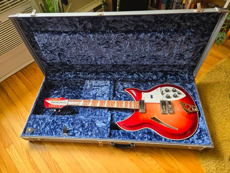Rickenbacker 381V69 FG 2009 - Fireglo image 1