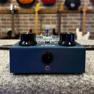 Analogman Chorus - Present - Blue image 7