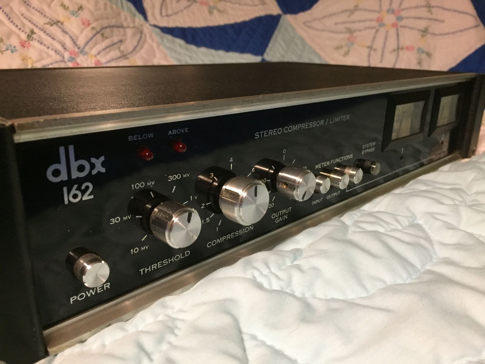 dbx 162 Stereo Compressor / Limiter | Reverb