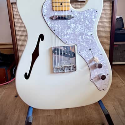Fender AVRI American Vintage '69 Telecaster Thinline Reissue image 2