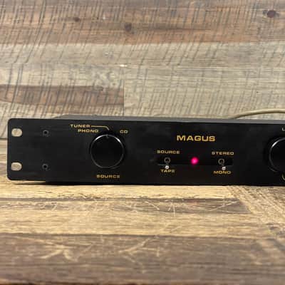 MFA Magus preamplifier and power supply image 2