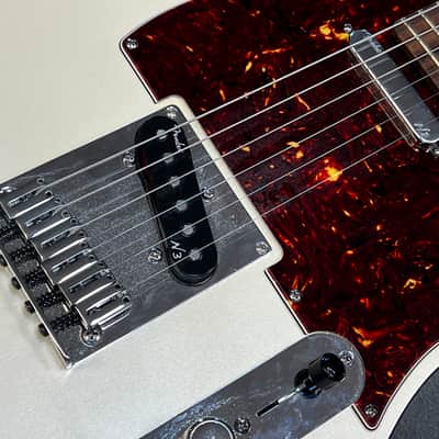 2011 Fender American Deluxe Telecaster Olympic Pearl image 5