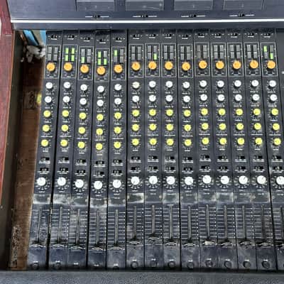 Yamaha PM-1000 16-Channel 4-Bus Mixing Console 1970s - Black image 4