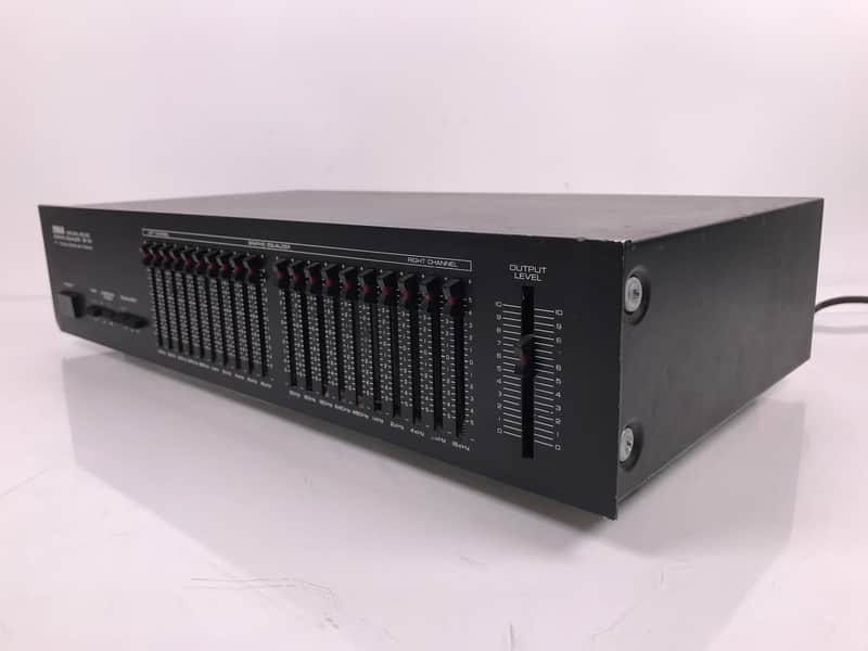 Yamaha GE-30 Stereo Graphic Equalizer | Reverb Greece