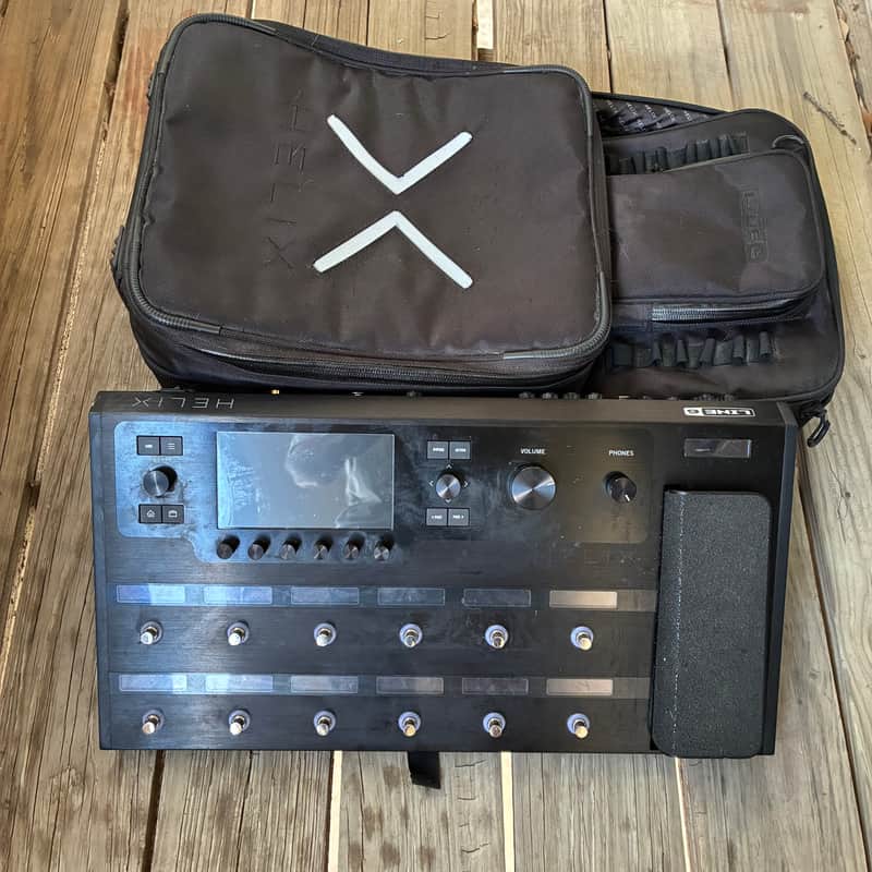 Line 6 Helix Floor 2015 - Present - Black electric guitar modulator multi effect pedal system image 1