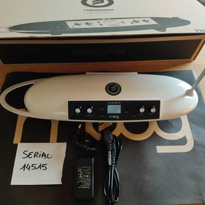 Moog Theremini image 4