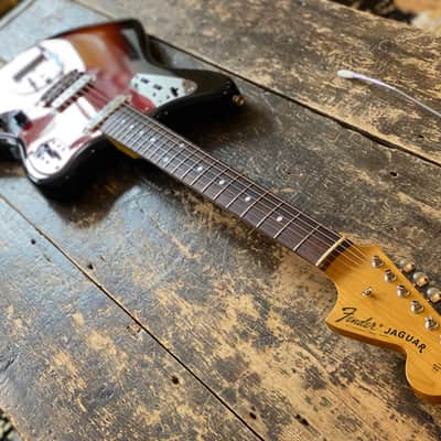 Fender Japan Very Clean 1993 Jaguar '66 Reissue MIJ N-Serial Grunge Era Three Tone Sunburst image 11
