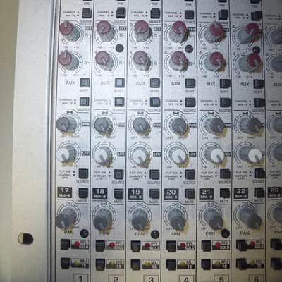 Behringer Eurorack MX3242X Mixer w. effects 32 Input 4 Bus | Reverb