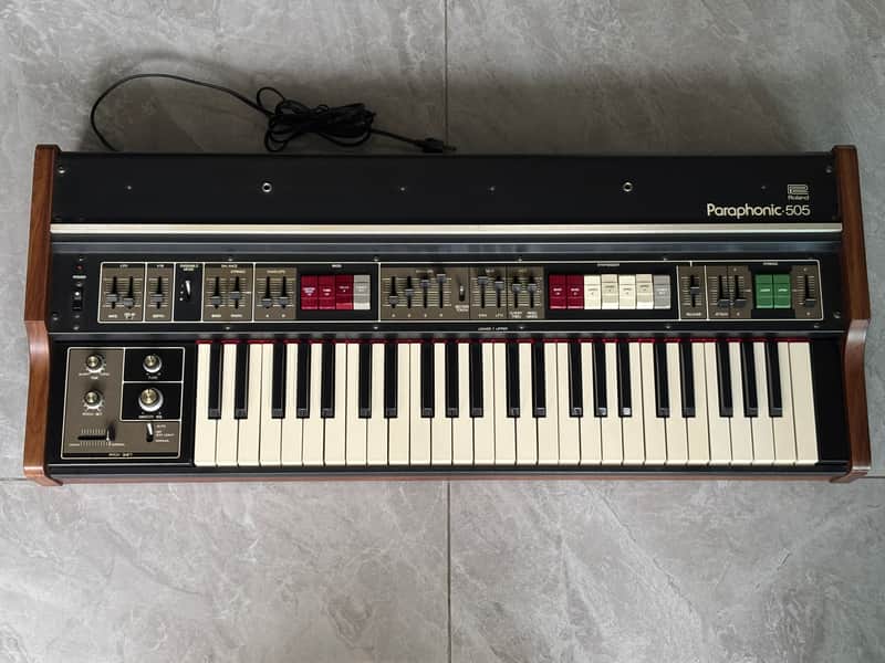 Roland RS-505 49-Key Paraphonic Synthesizer | Reverb