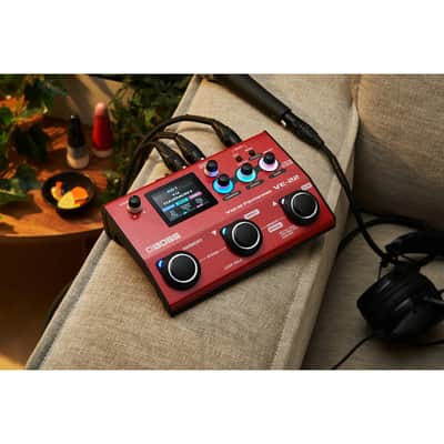 Boss VE-22 Vocal Perfromer Vocal Harmonizer Effects and Looper Pedal image 8