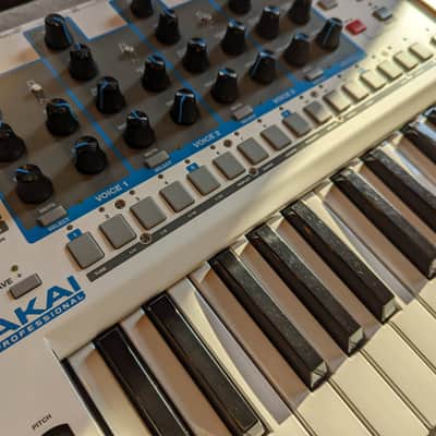AKAI Analog Timbre Wolf - It's BETTER Than You Think image 2
