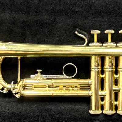Bach TR200 Trumpet, Brass Finish image 9