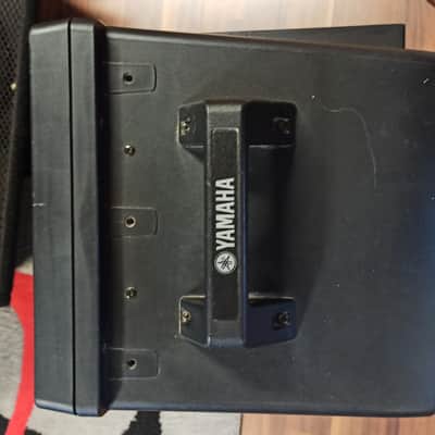 Yamaha EMX66m Powered Mixer image 4
