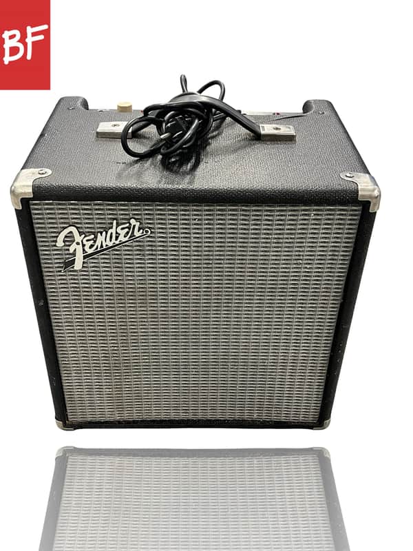 Fender Rumble 25 V3 25-Watt 1x8" Bass Combo 2015 - Present - Black image 1