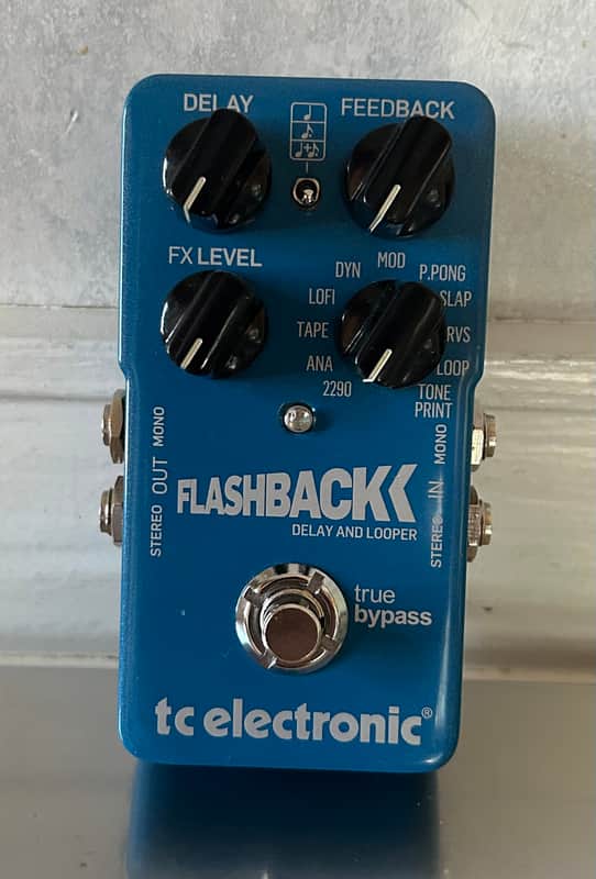 TC Electronic Flashback Delay & Looper Guitar or Bass Effect Pedal image 1