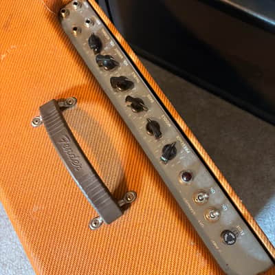 Fender Bass Breaker Custom Shop 40-Watt 2x12" Guitar Combo 2001 - 2003 - Tweed image 5