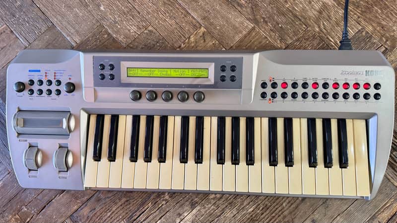 Korg Prophecy SSP-1 Solo Analog Modeling Synth. Immaculate with original manuals & power cable image 1