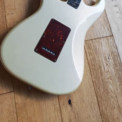 Fender American Deluxe Stratocaster 2011 - Olympic Pearl image 15