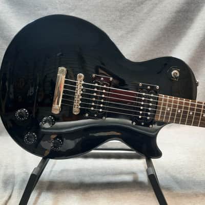 Epiphone Studio Les Paul - Black With Hard Case image 2