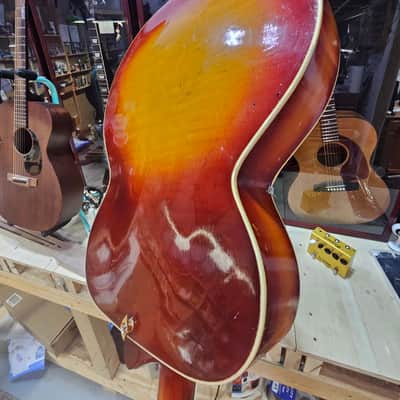 Kay Imperial arch top 1950s - Burst image 6