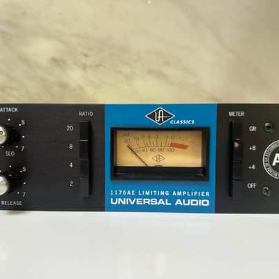 Universal Audio 1176AE Anniversary Edition Limiter 2009 - Black / Blue Stripe image 5