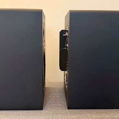 Yamaha HS80M Powered Studio Monitor (Pair) Black image 3