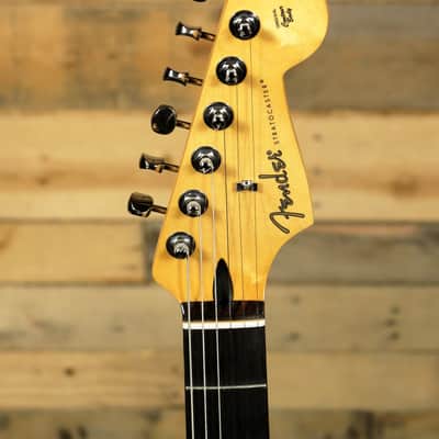 Fender Player II Stratocaster Transparent Cherry Burst w/ Rosewood  Fingerboard image 6